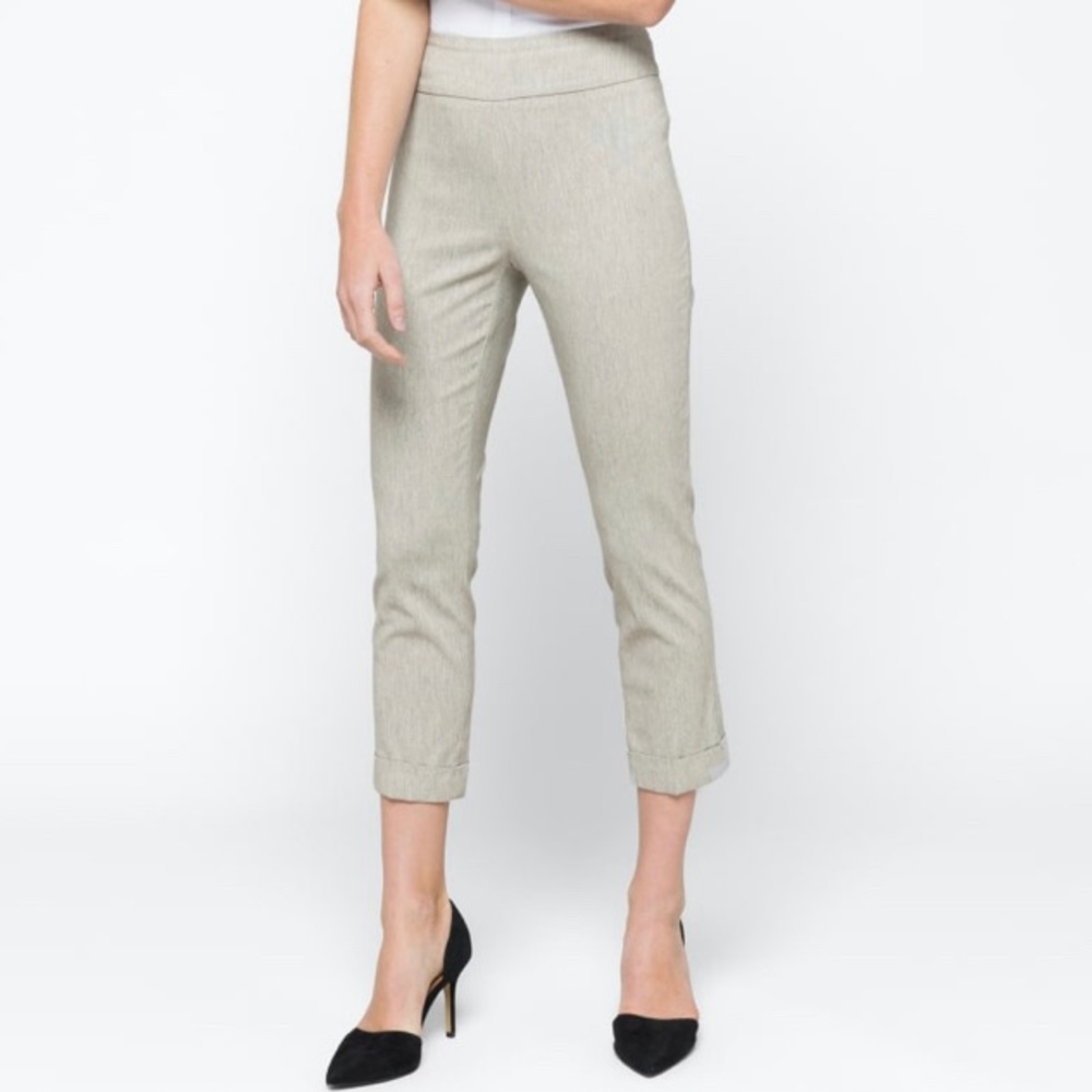 (NWT) Heather Grey Cropped Trouser